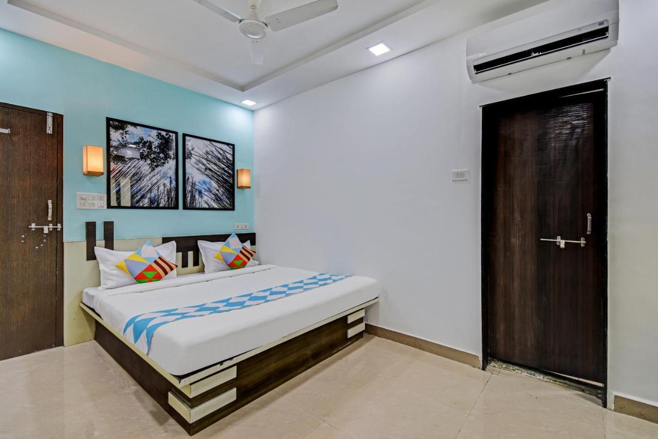Oyo Home 78047 Alluring Stay Pimpri Pimpri-Chinchwad Exterior photo
