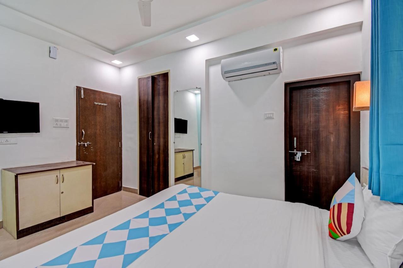 Oyo Home 78047 Alluring Stay Pimpri Pimpri-Chinchwad Exterior photo
